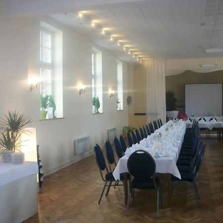 Hotel Buetzower Hof מראה חיצוני תמונה